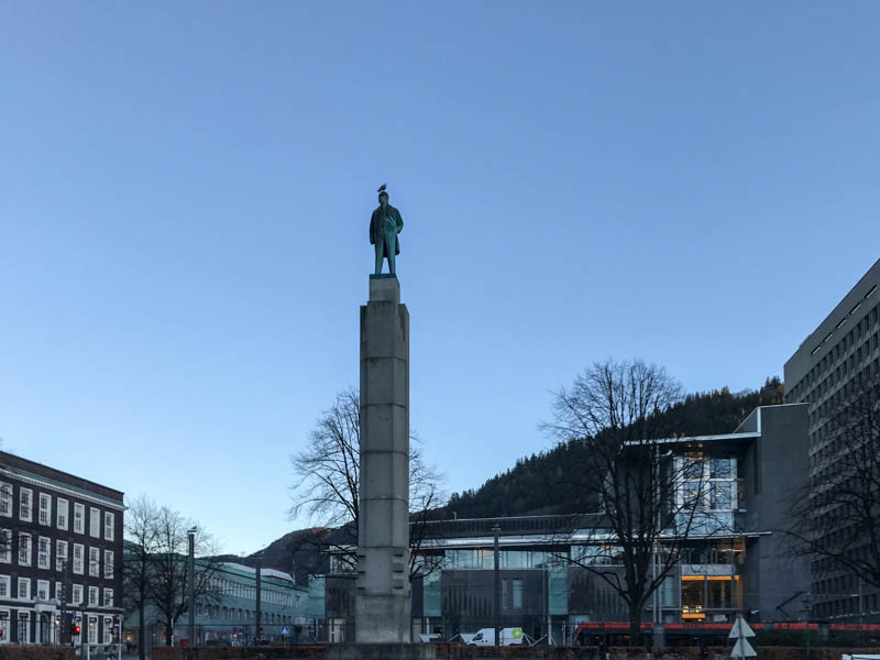 Bergen Stadtpark Seefahrerdenkmal