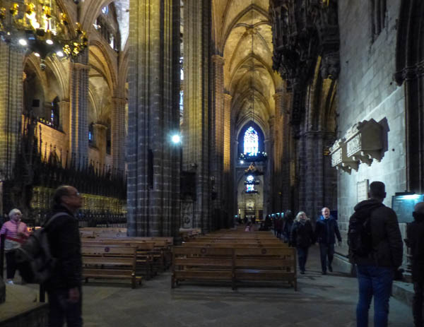 Barcelona La Catedral de la Santa Creu i Santa Eulàlia