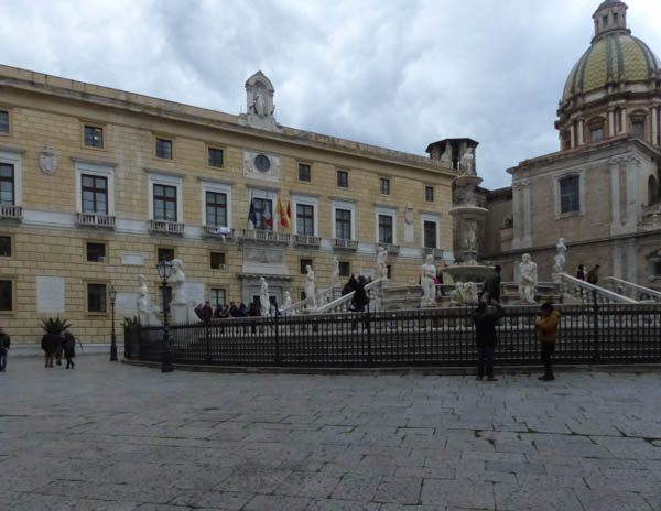 Palermo Palazzo Pretorio und Fontana Pretoria
