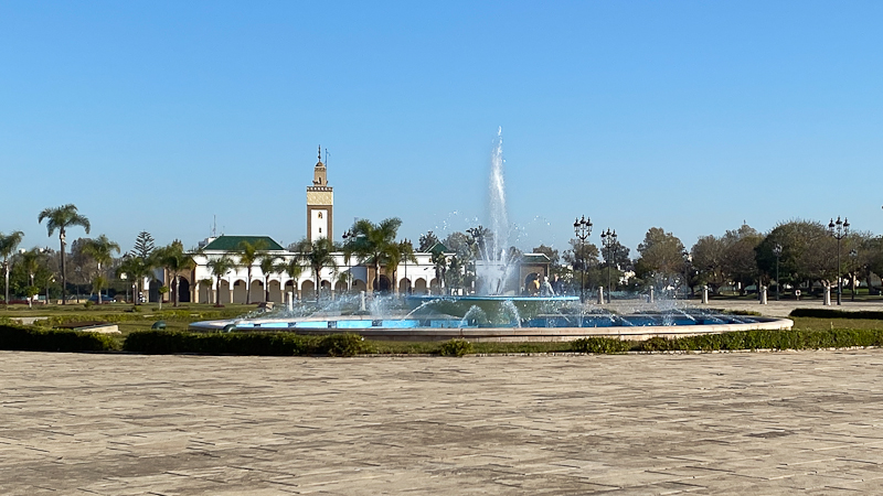 Paradeplatz mit Königsmoschee Rabat