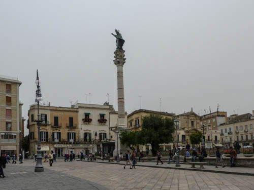 Statue des Heiligen Oronzo